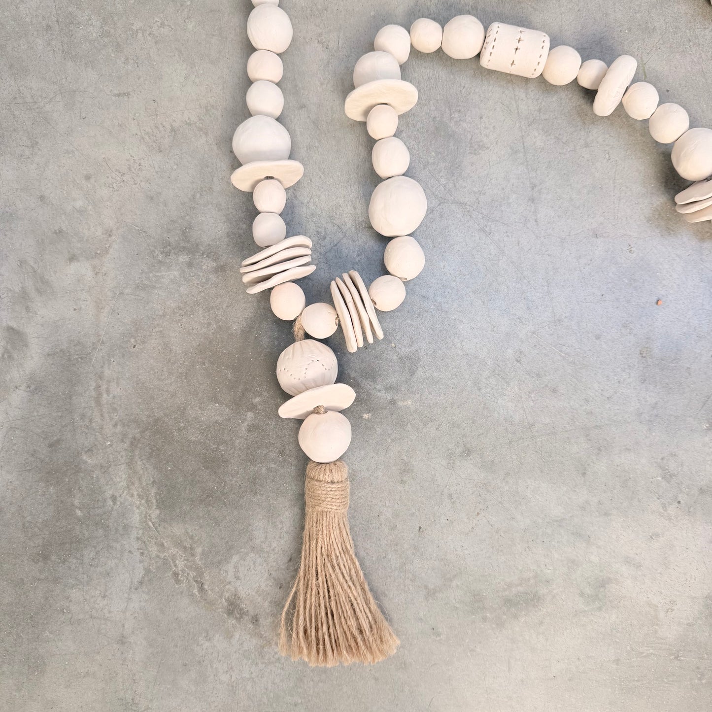 COLLIER POMPON